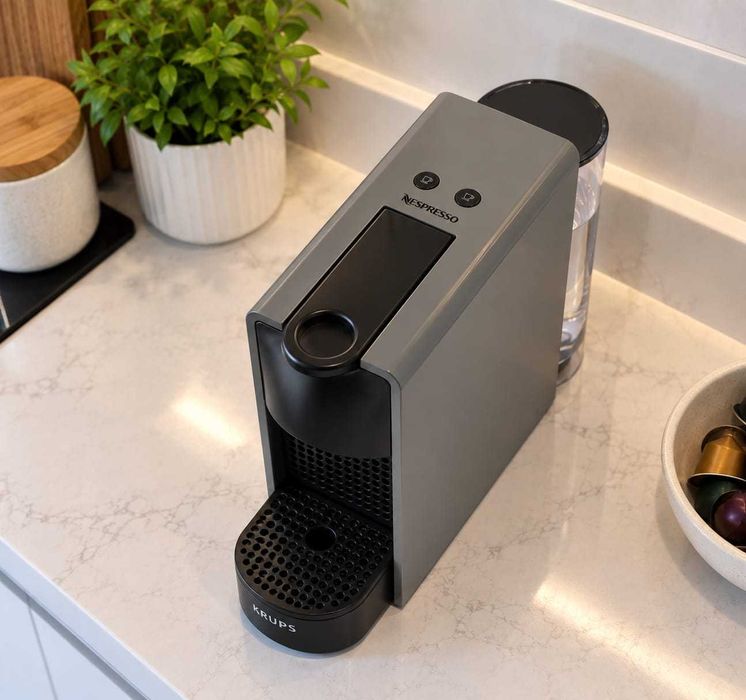 Máquina de café Krups Nespresso Essenza Mini