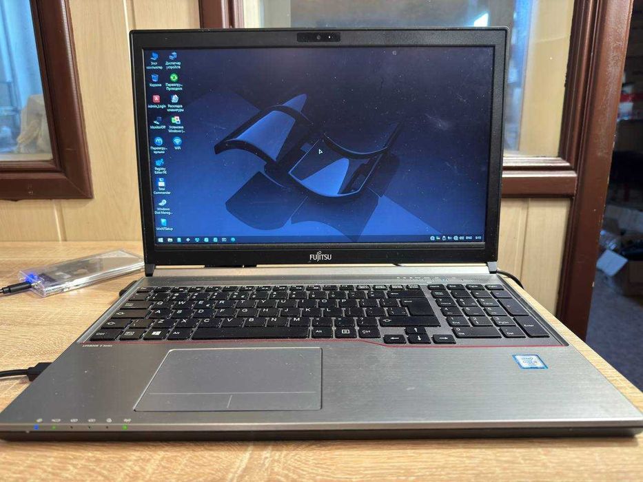 Ноутбук на деталі/доукомплектуваня Fujitsu LifeBook E756 I5-6300U DDR4