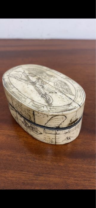 Lote de 3 caixinhas em osso (Scrimshaw).