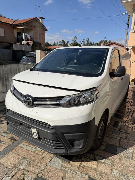 Toyota proace D4D longa 1.5D  furgao  pequeno toque  c/iva