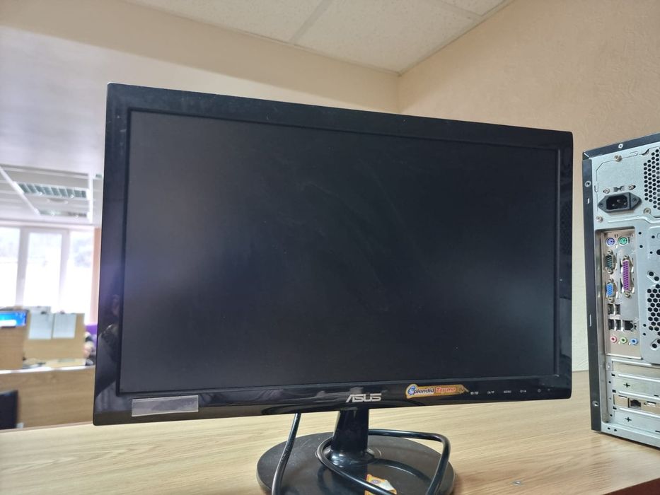 Продам монітори всі справні