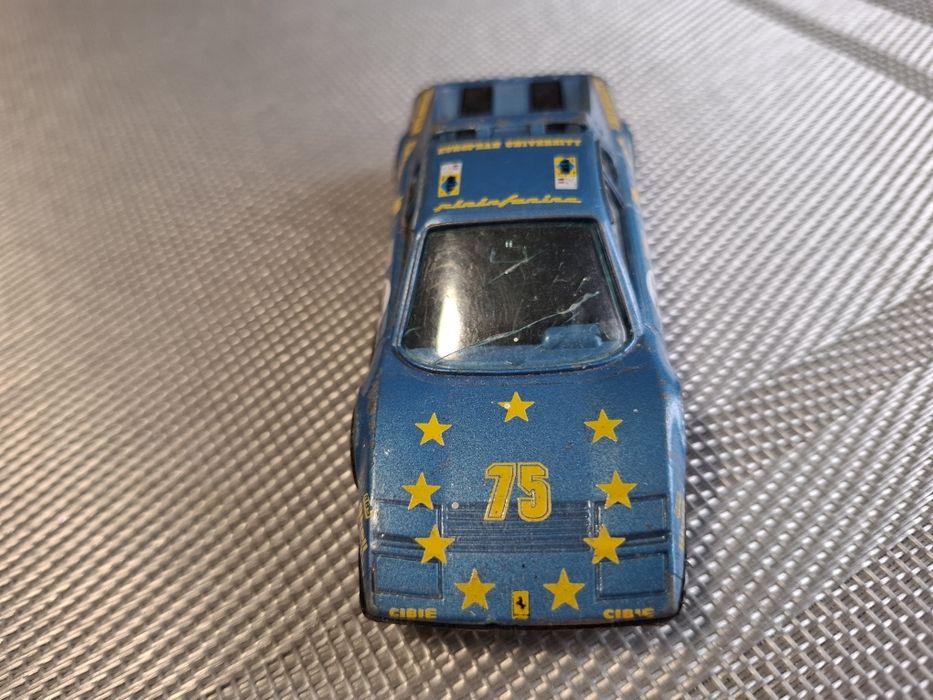 Bburago ferrari 512BB skala 1:43