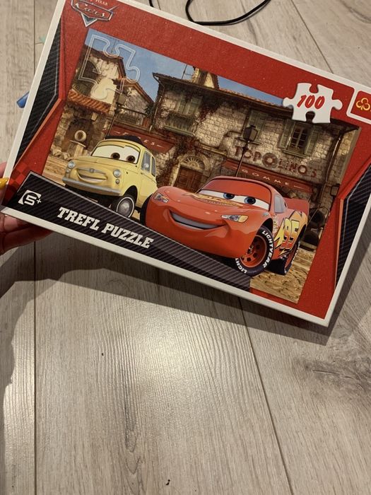 Puzzle 100 elementow 5+