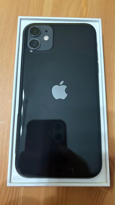 Iphone 11, czarny, 64GB