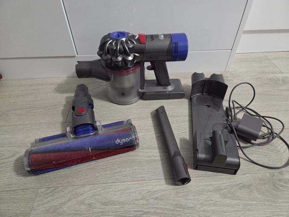 Odkurzacz Dyson V8 sprawny