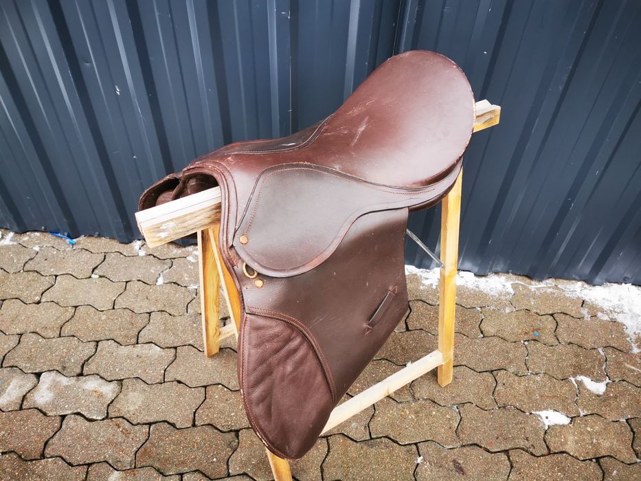 Siodło ujazdowe skórzane  HAFLINGER z Niemiec