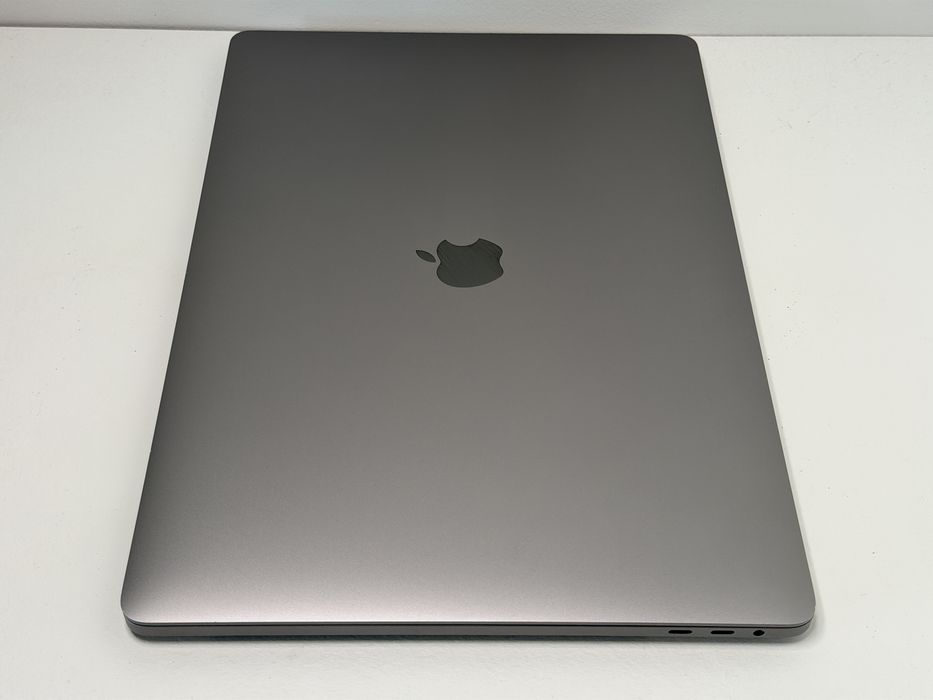 MacBook Pro 16 (A2141) - 2019 - i7/16GB/512GB - Space Gray - faktura VAT 23%