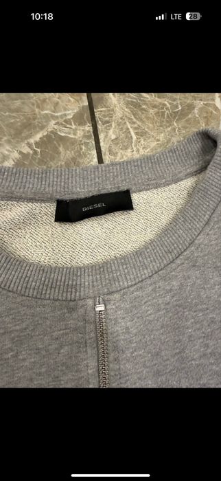 Костюм и  кроссовки Diesel , сумка Polo .