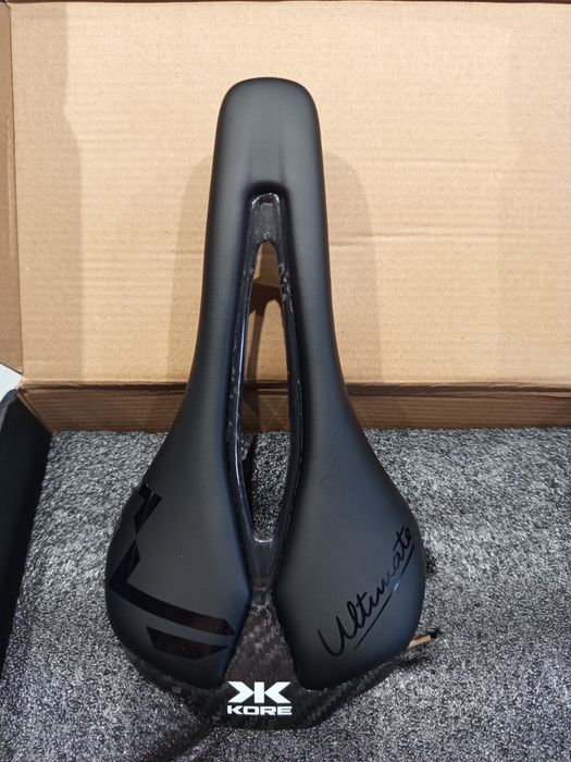Седло Kore Ultimate Carbon 255x140