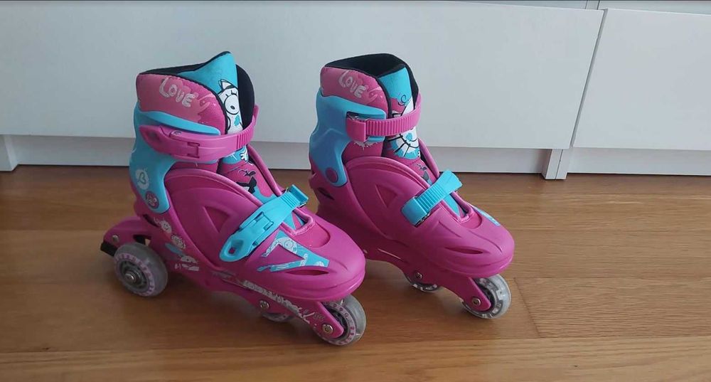 Patins menina com luzes nas rodas