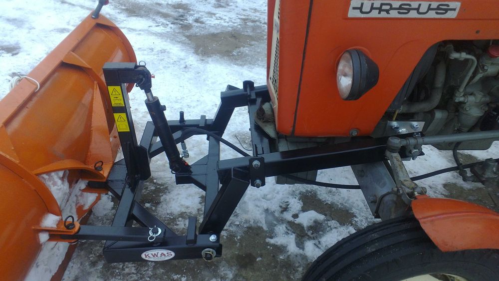Pług do śniegu hydrauliczne sterowanie  2,5m