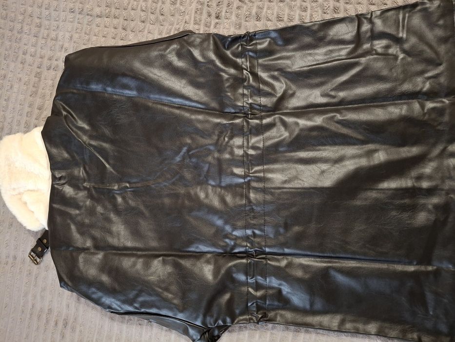 Кожаная курточка женская/Куртка утеплена з екошкіри