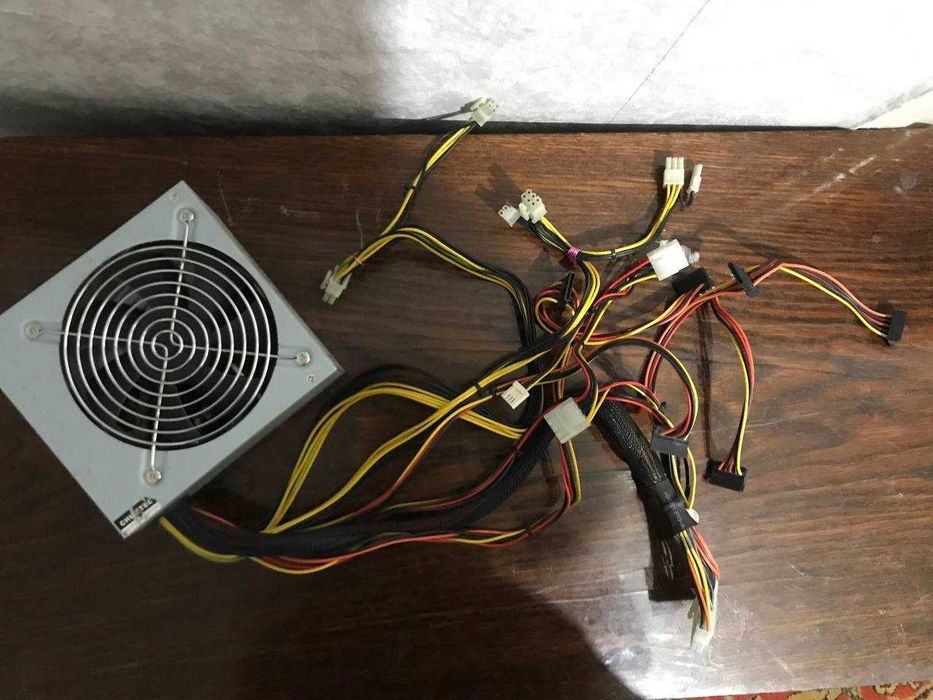 Надійний блок живлення Chieftec 550W (Chieftec CTG550-80P)