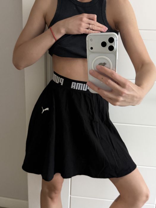 Чорна спідниця puma