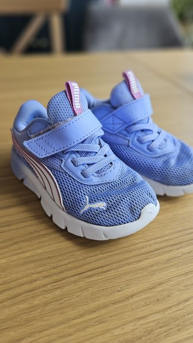 Buty sportowe adidasy Puma dziecięce 23
