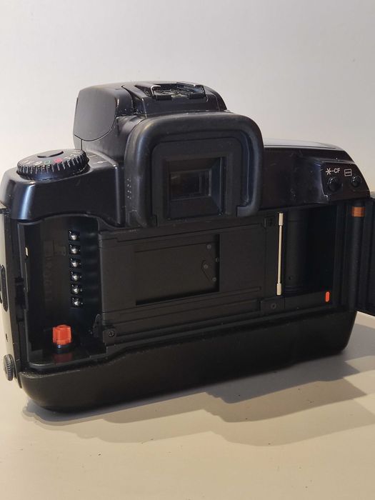 Canon EOS 5 - Câmara Analógica