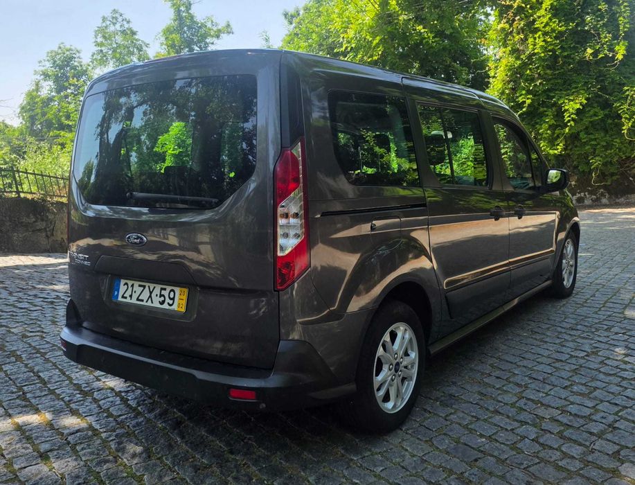Ford Transit Connect 7 Lugares Credito até 120Meses
