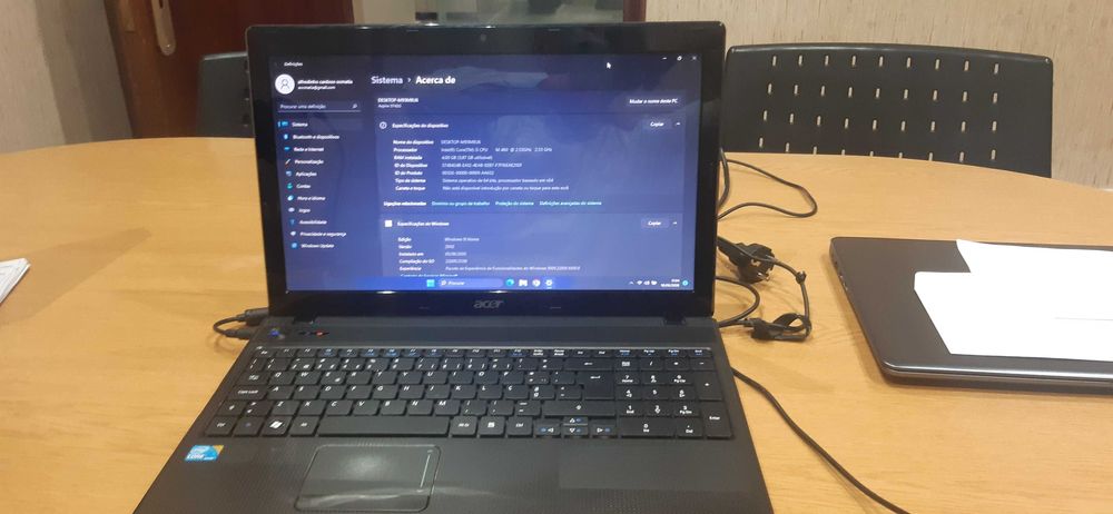 Portátil Acer Aspire 5742