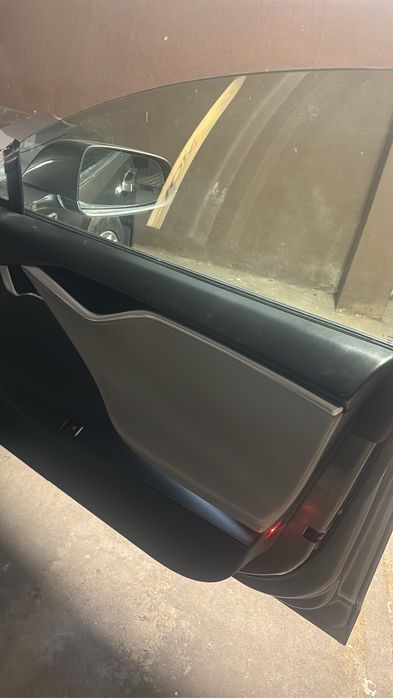 Tesla model s P90D 830 cavalos