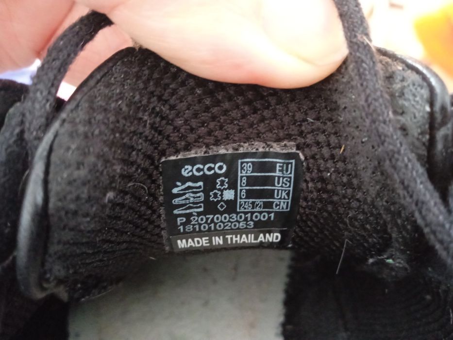 ECCO 39 sneakersy sportowe skóra naturalna