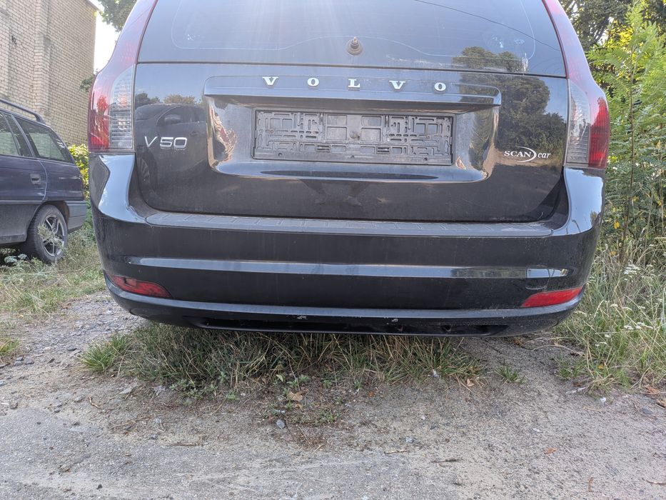 Задній бампер Volvo XC60 XC70 P3 V60 r-design  V70 S80 V50