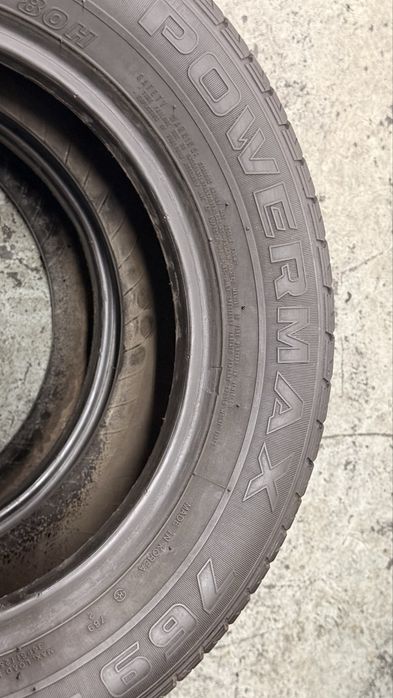 Pneus 185/60r13 Kumho Powermax 769 com 90% piso