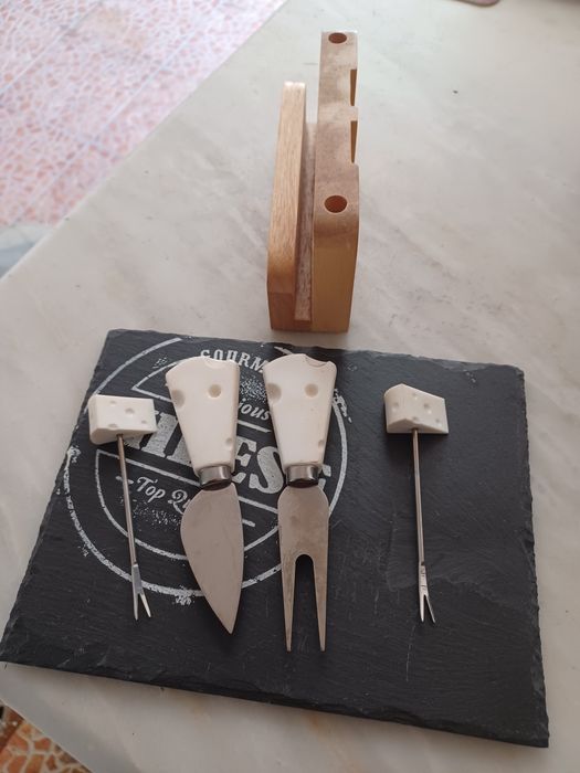 Slate Cheese Board428624899253872642