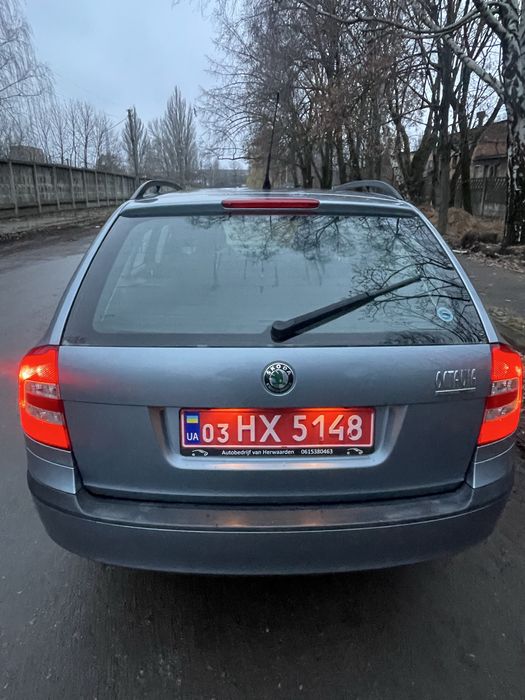 Шкода A5 1.6 • 188 тис пробіг • В рідній фарбі