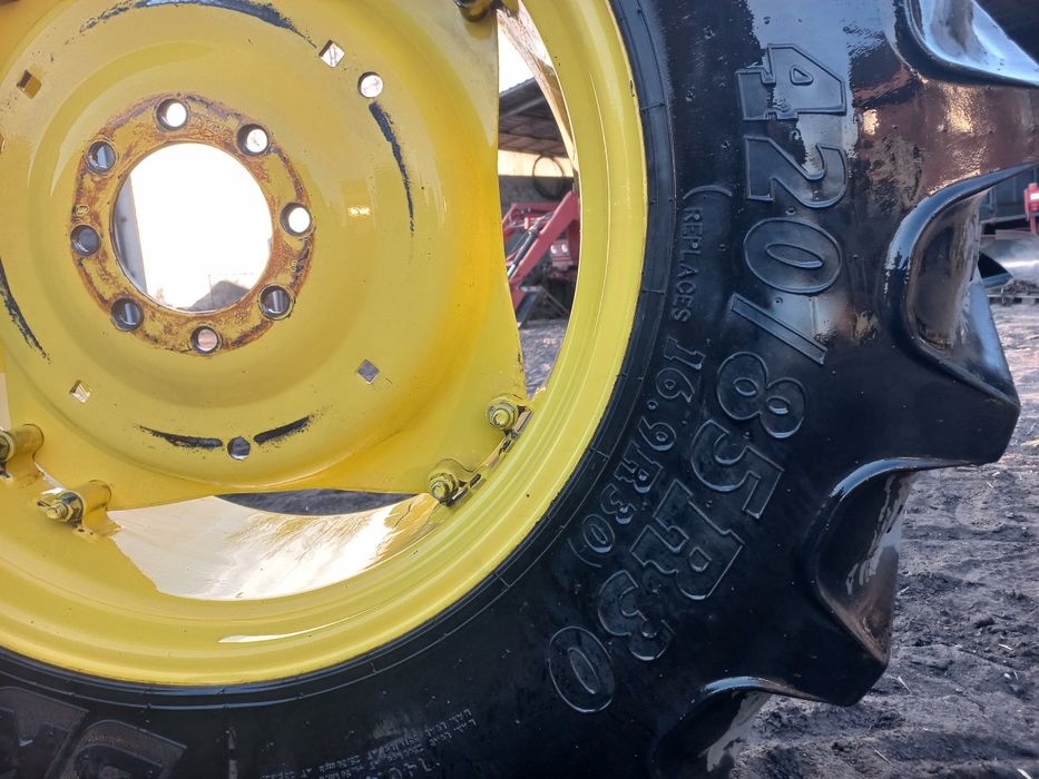 420/85r30(16.9r30) ursus John deere mf