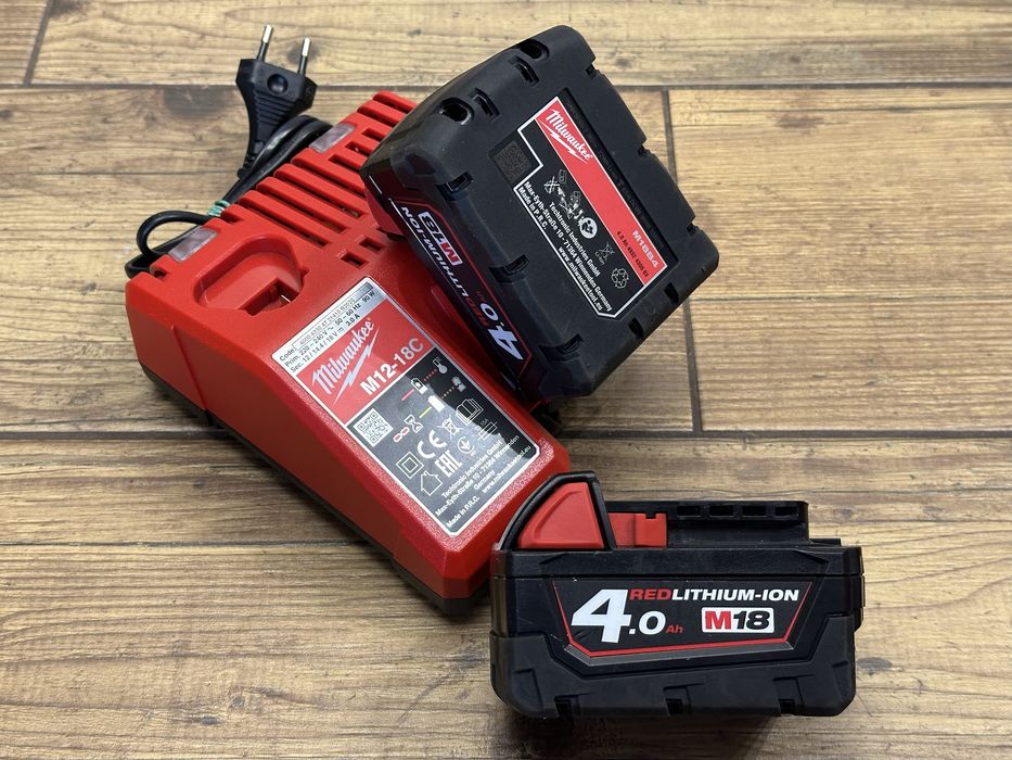 2x Bateria akumulator Milwaukee M18 4Ah | ładowarka M12-18C