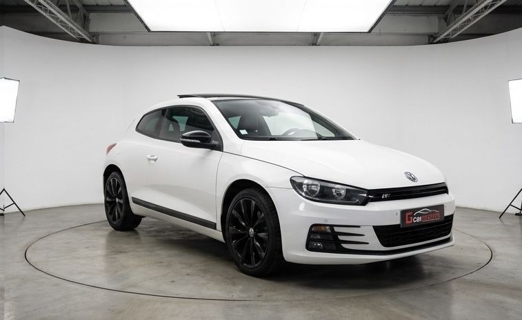 VW Scirocco 2.0 TDI (Blue Motion Technologie) DSG