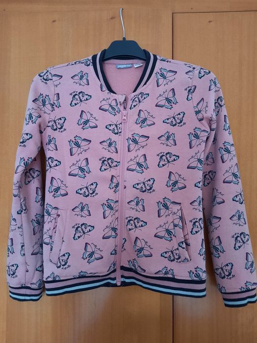 Casaco Zara e desportivos