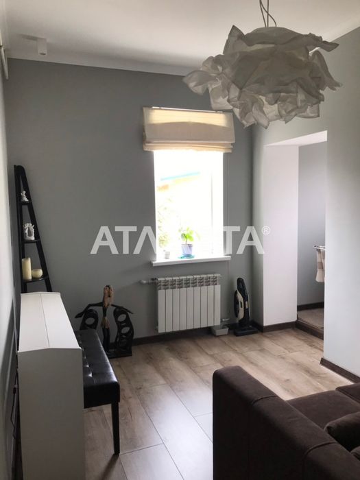 Дом с дизайнерским ремонтом и мебелью . Фонтанка.