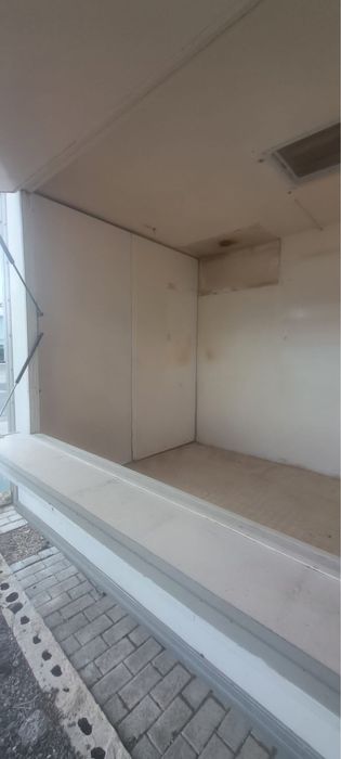 Vende contentor preparado para venda ambulante