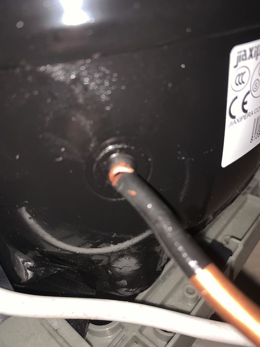 недорогий терміновий ремонт морозильників холодильників торг.вітрин