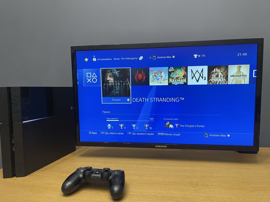 Монітор Samsung 4K 28 дюймів + Sony playstation 4