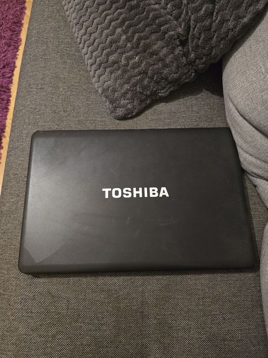 Toshiba Satellite C660 – Intel Pentium, 15,6”, sprawny