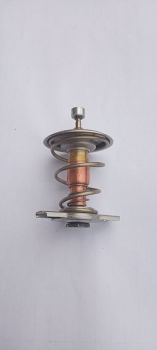 Термостат BFQ AVU механический 92° октавия тур гольф 4 бора Ауди А4 б7