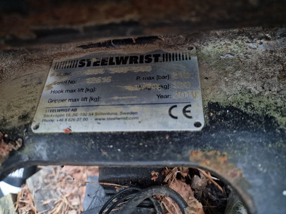 Steelwrist X04 S40-S40 – głowica obrotowa / tiltrotator 2011