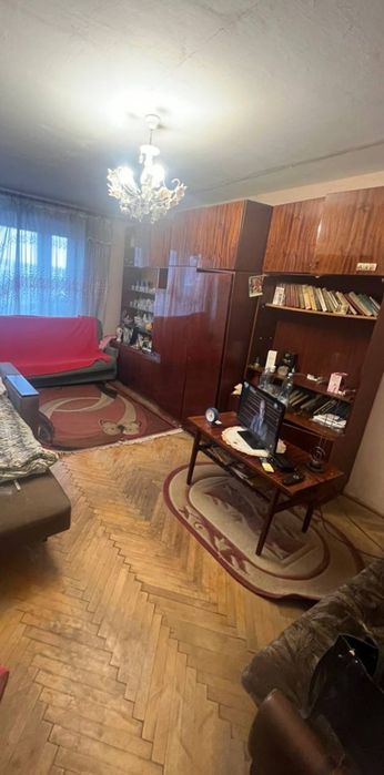 Однокімнатна квартира   під ремонт