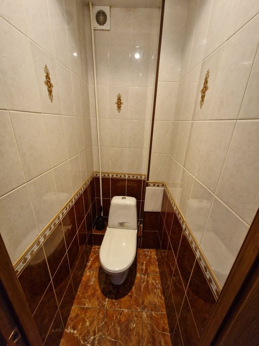 Продаж 3-х кімнатної квартири. Сталінка. 97 квартал.