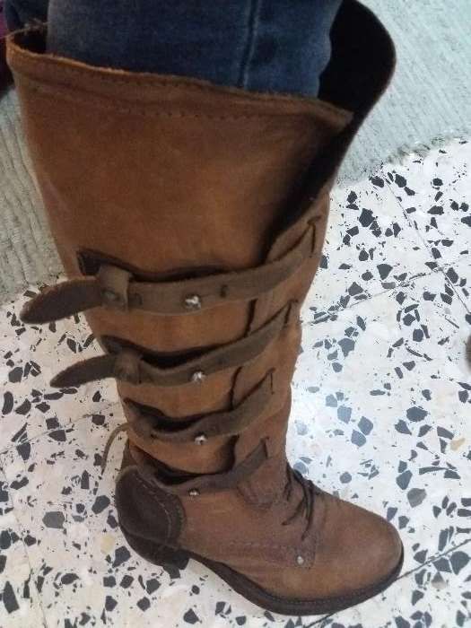 Botas de cano alto em PELE Air Step-baixa de preço