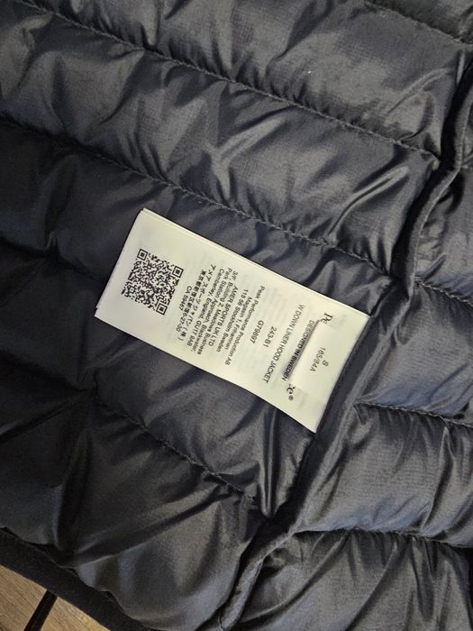 Kurtka puchowa Peak Performance S W Down Linear Hood Jacket