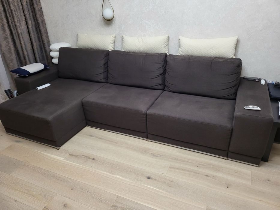 Продам угловой диван