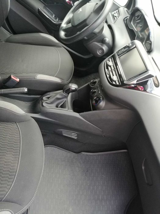 Peugeot 208 Active