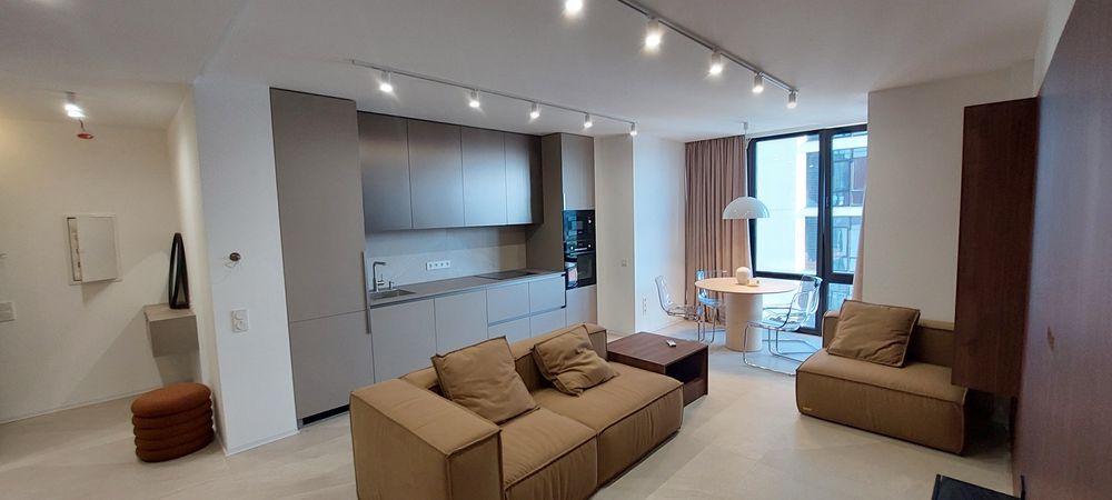 Продаж стильної 2 км квартири з функцією 3 км в ЖК Манхетен