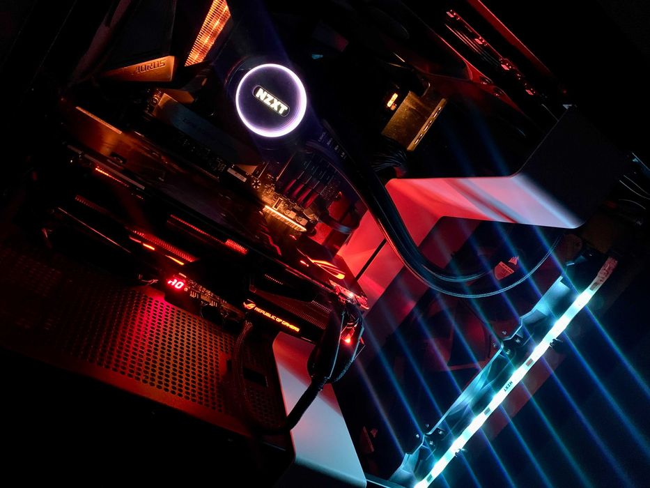 Wydajny Komputer Gamingowy / i7-9700K /  RTX 2080 OC / 32GB / SSD 240