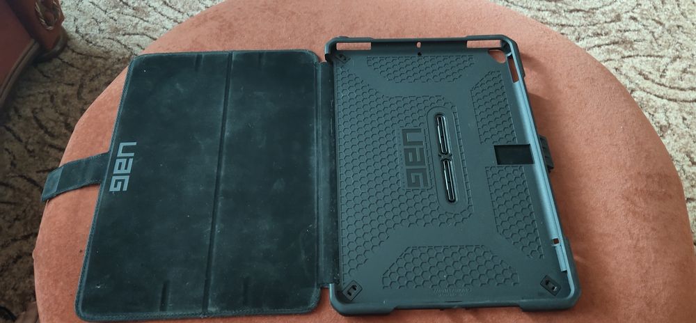 Чехол Urban Armon Gear Apple IPad 10.2 inch