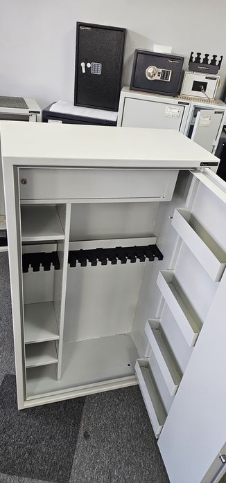 Szafa na BROŃ 10+4 • SEJF S1 na broń długą, krótką i amunicję • ALTARO