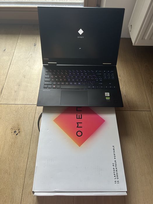 HP Omen, i7/RTX 2070 Super Max-Q(8GB)/16 GB RAM/1TB SSD